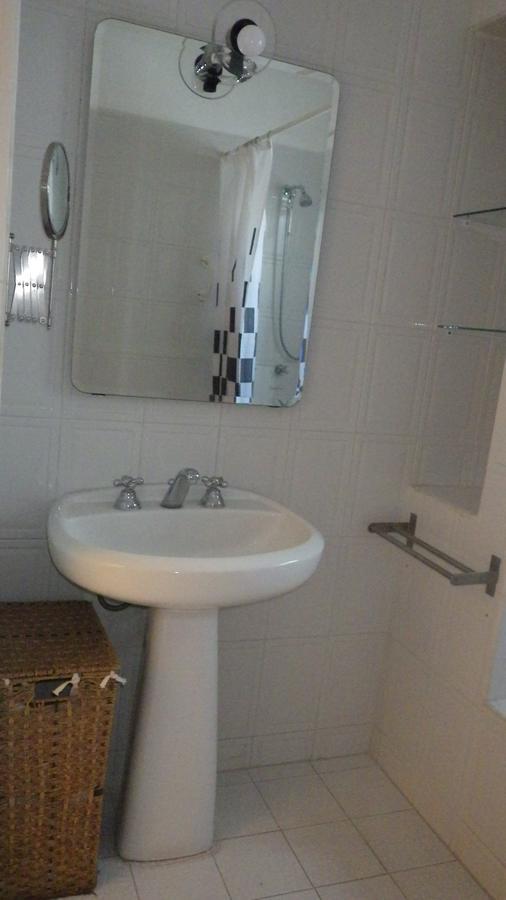Central Bed & Breakfast 拉巴斯 外观 照片